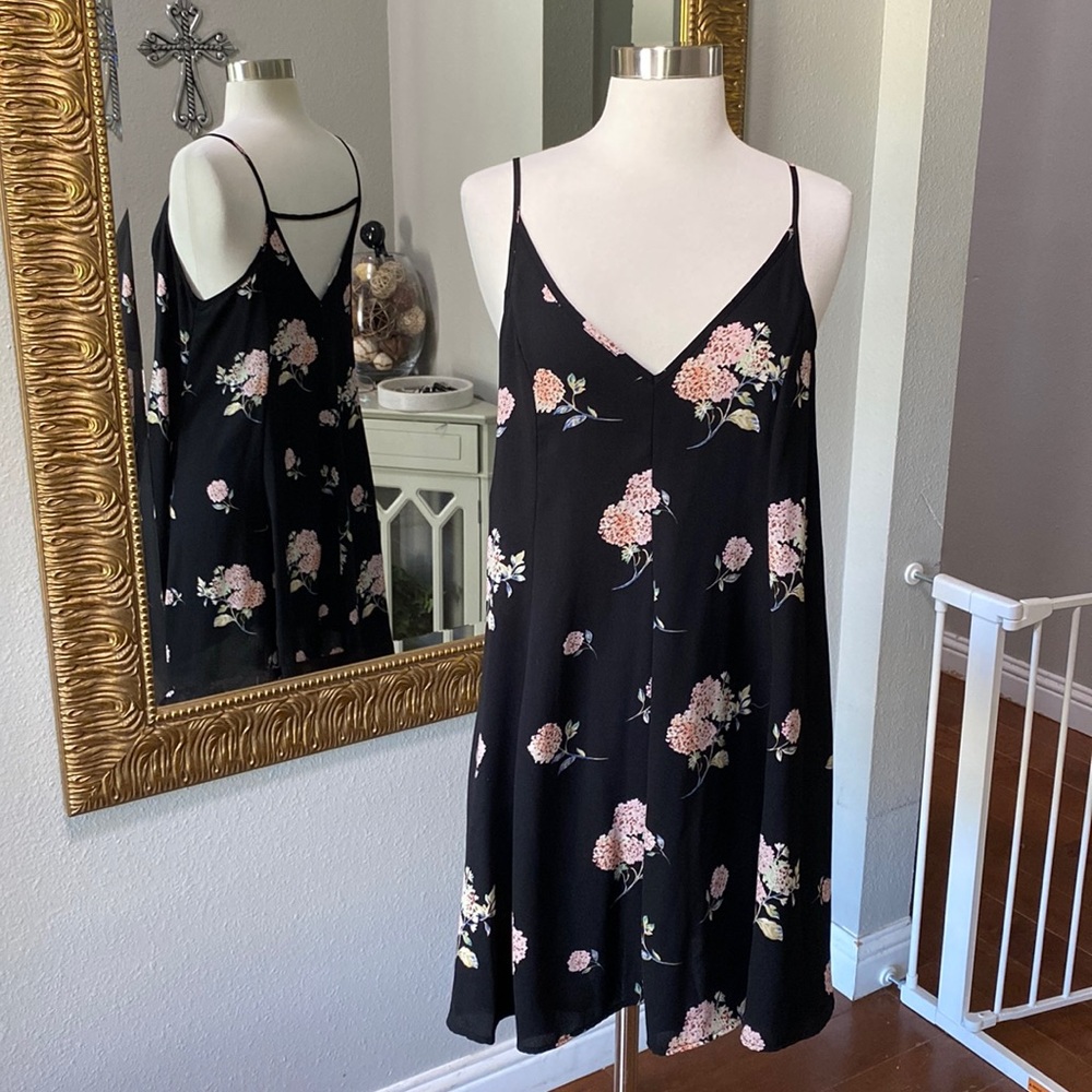 Small Mini Floral Dress, Mid-thigh Length, Great Condition